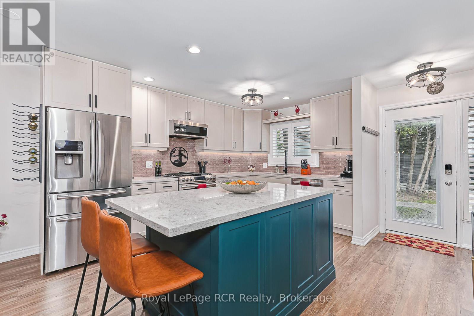 406 - 12 Dawson Drive, Collingwood, Ontario  L9Y 5B4 - Photo 6 - S13683658