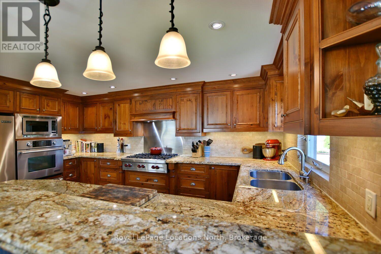 154 Carmichael Crescent, Blue Mountains, Ontario  L9Y 0R3 - Photo 16 - X13683766