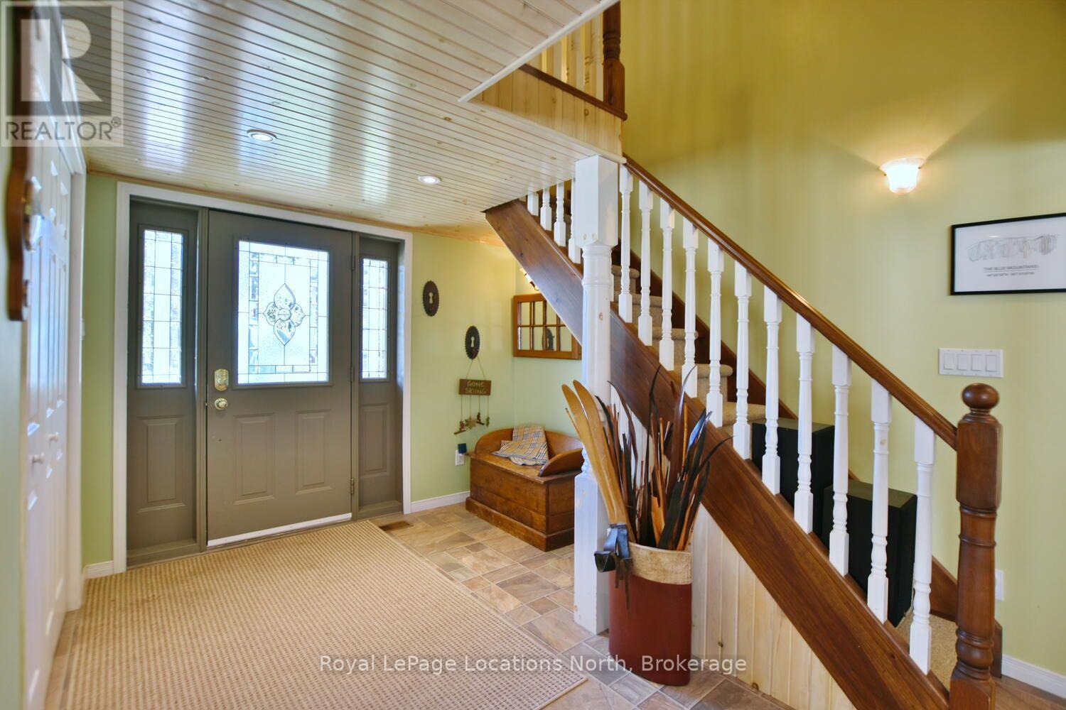 154 Carmichael Crescent, Blue Mountains, Ontario  L9Y 0R3 - Photo 5 - X13683766