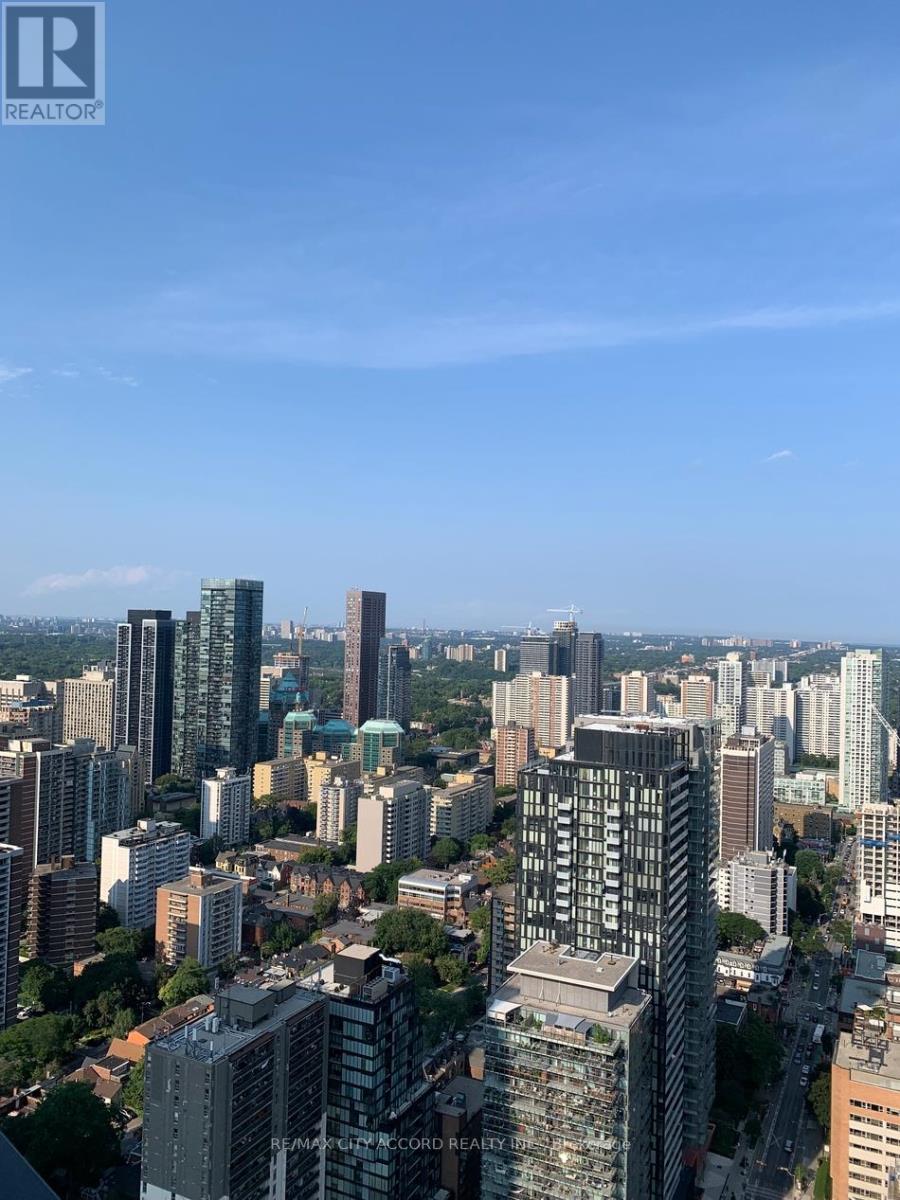 4512 - 11 Wellesley Street W, Toronto, Ontario  M4Y 0G4 - Photo 17 - C13683582