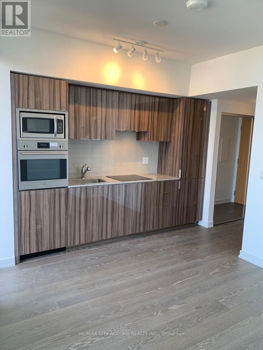 4512 - 11 Wellesley Street W, Toronto, Ontario  M4Y 0G4 - Photo 5 - C13683582