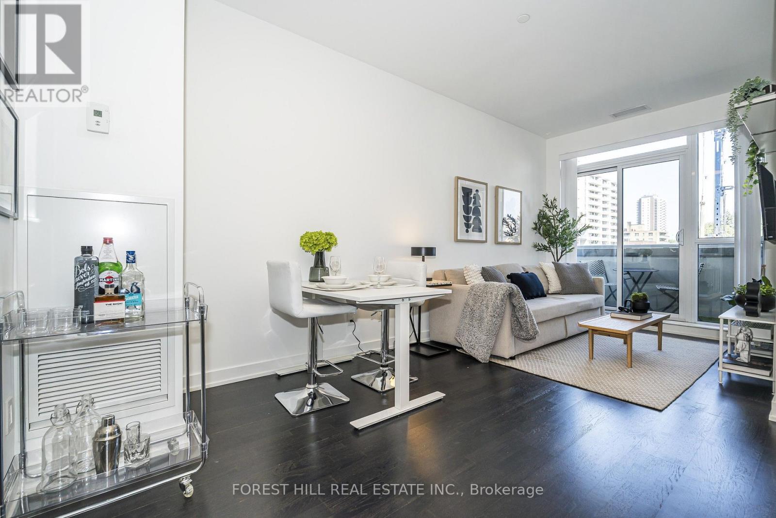 202 - 501 St Clair Avenue W, Toronto, Ontario  M5P 0A2 - Photo 12 - C13683584