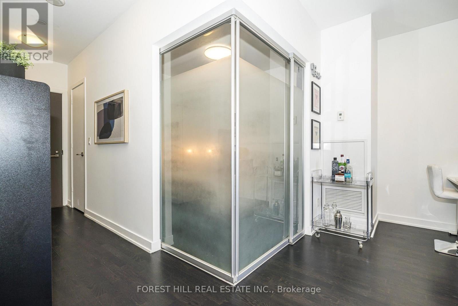 202 - 501 St Clair Avenue W, Toronto, Ontario  M5P 0A2 - Photo 19 - C13683584