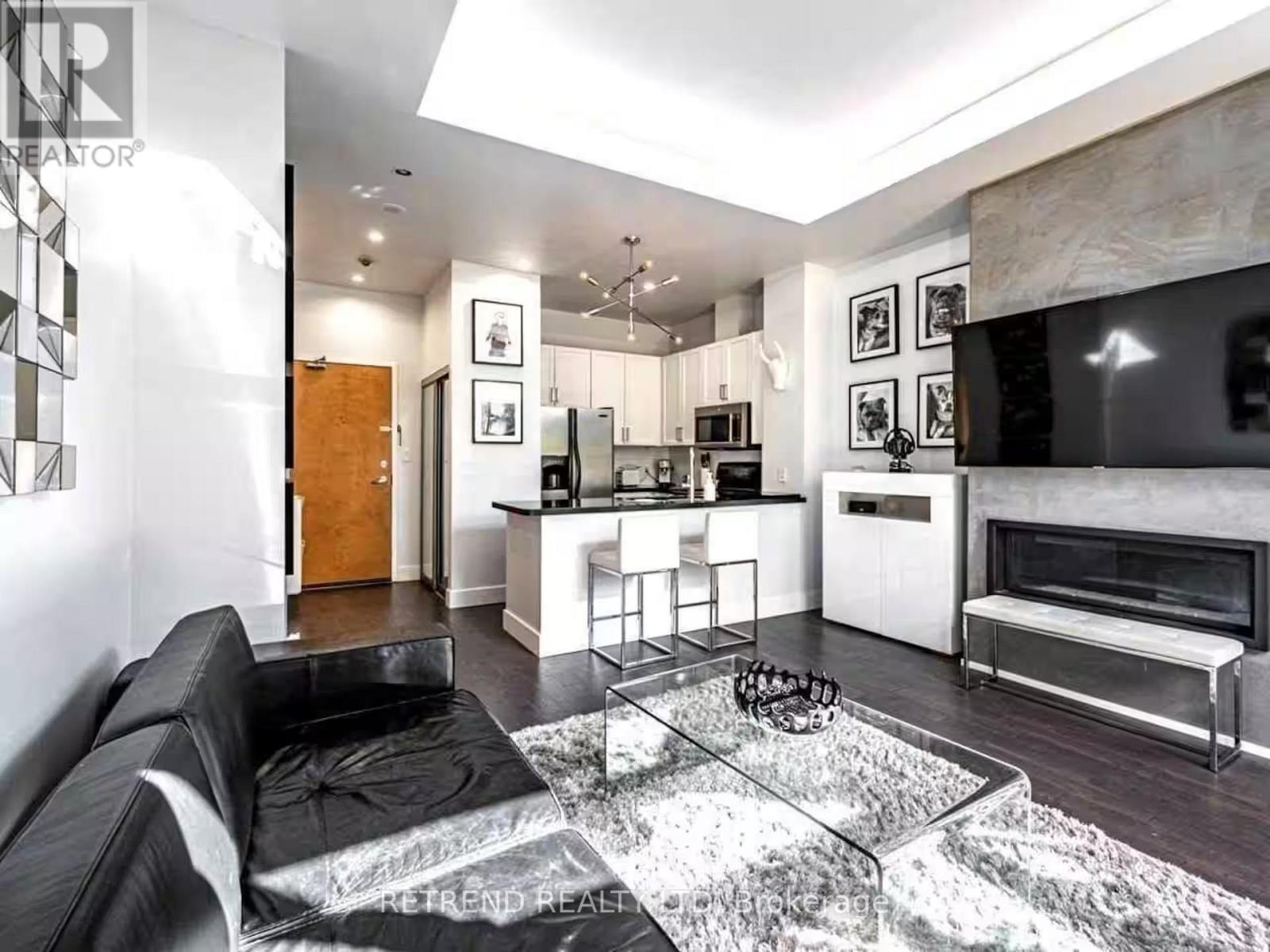 209 - 8 Wellesley Street E, Toronto, Ontario  M4Y 3B2 - Photo 2 - C13683662