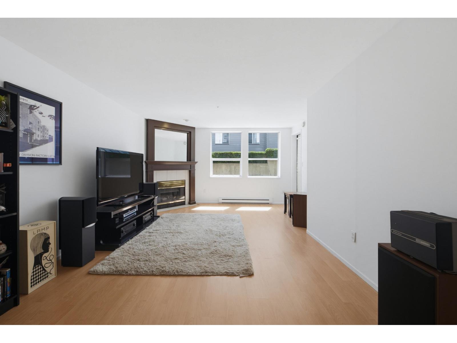 104 1575 Best Street, White Rock, British Columbia V4B 5K1 - Photo 5 - R3136044