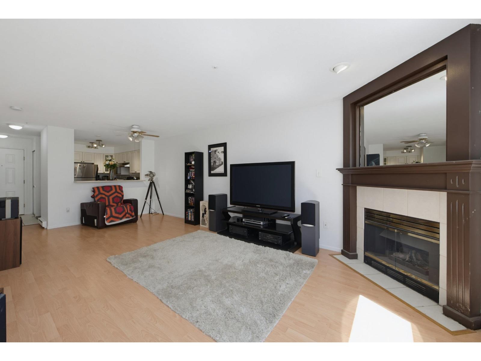 104 1575 Best Street, White Rock, British Columbia V4B 5K1 - Photo 10 - R3136044