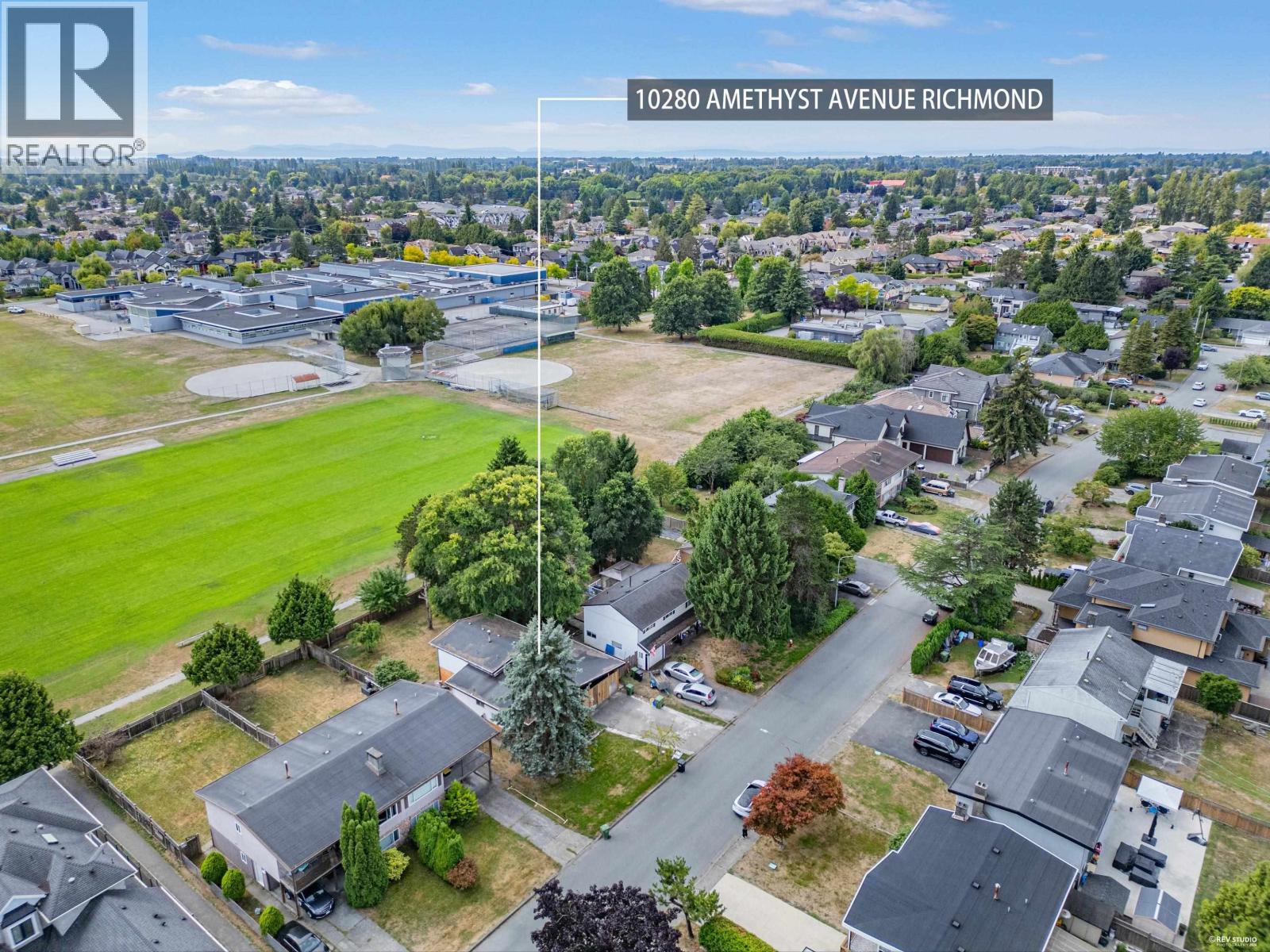 10280 Amethyst Avenue, Richmond, British Columbia  V7A 3A7 - Photo 2 - R3155257