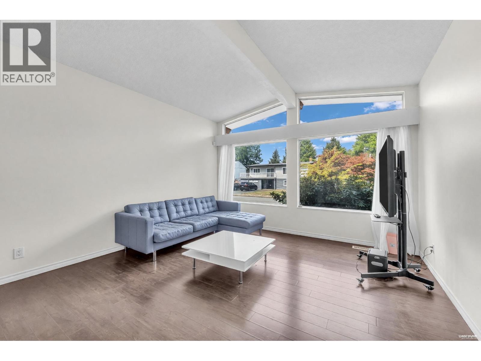 10280 Amethyst Avenue, Richmond, British Columbia  V7A 3A7 - Photo 8 - R3155257