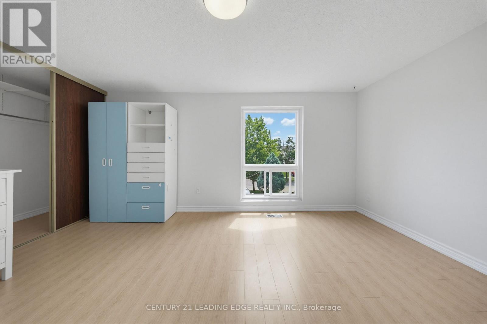 109 Phalen Crescent, Toronto, Ontario  M1V 1Y5 - Photo 16 - E13683574