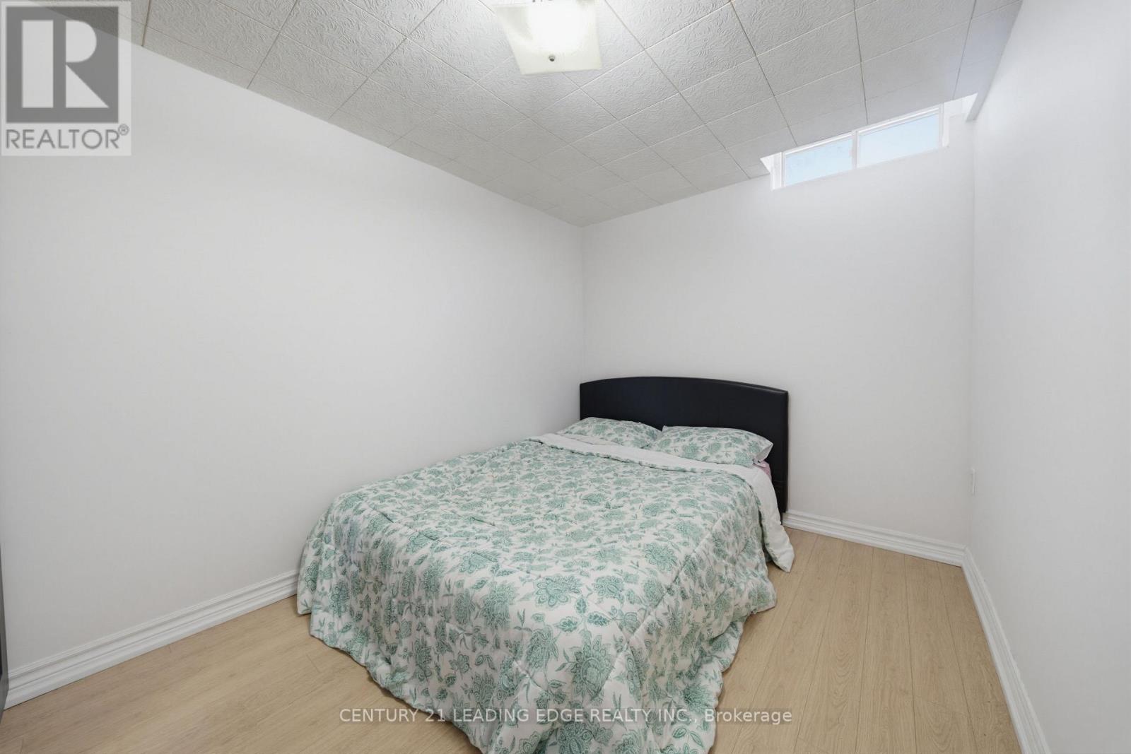 109 Phalen Crescent, Toronto, Ontario  M1V 1Y5 - Photo 31 - E13683574