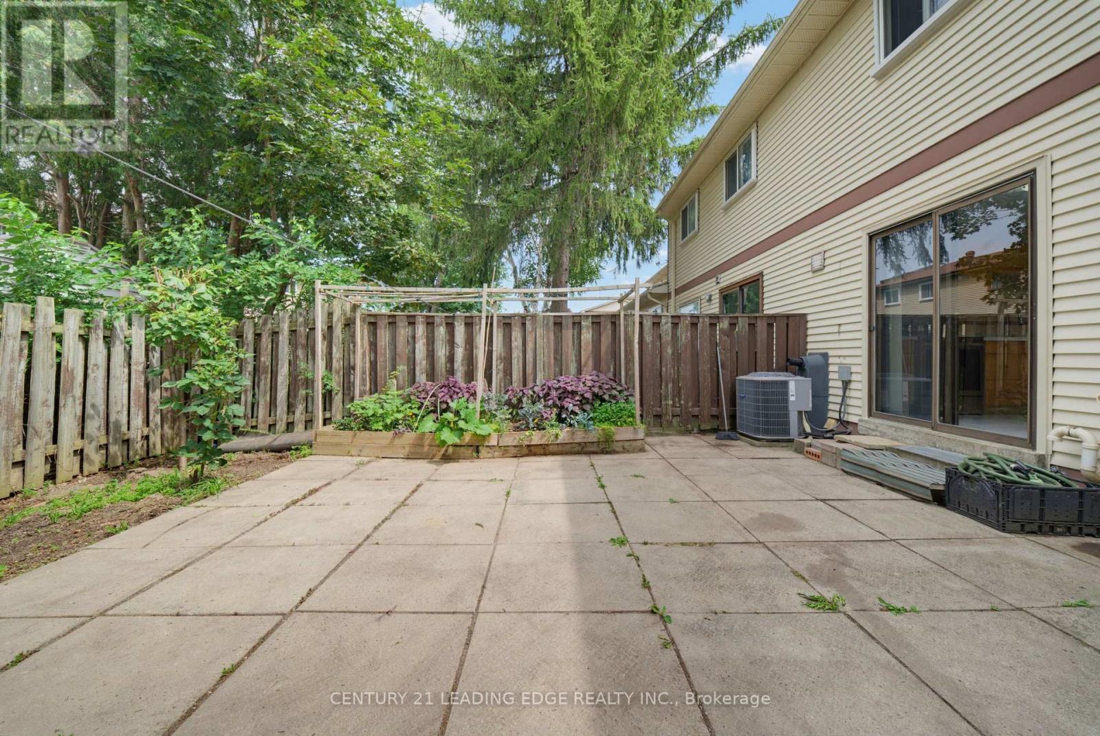 109 Phalen Crescent, Toronto, Ontario  M1V 1Y5 - Photo 38 - E13683574