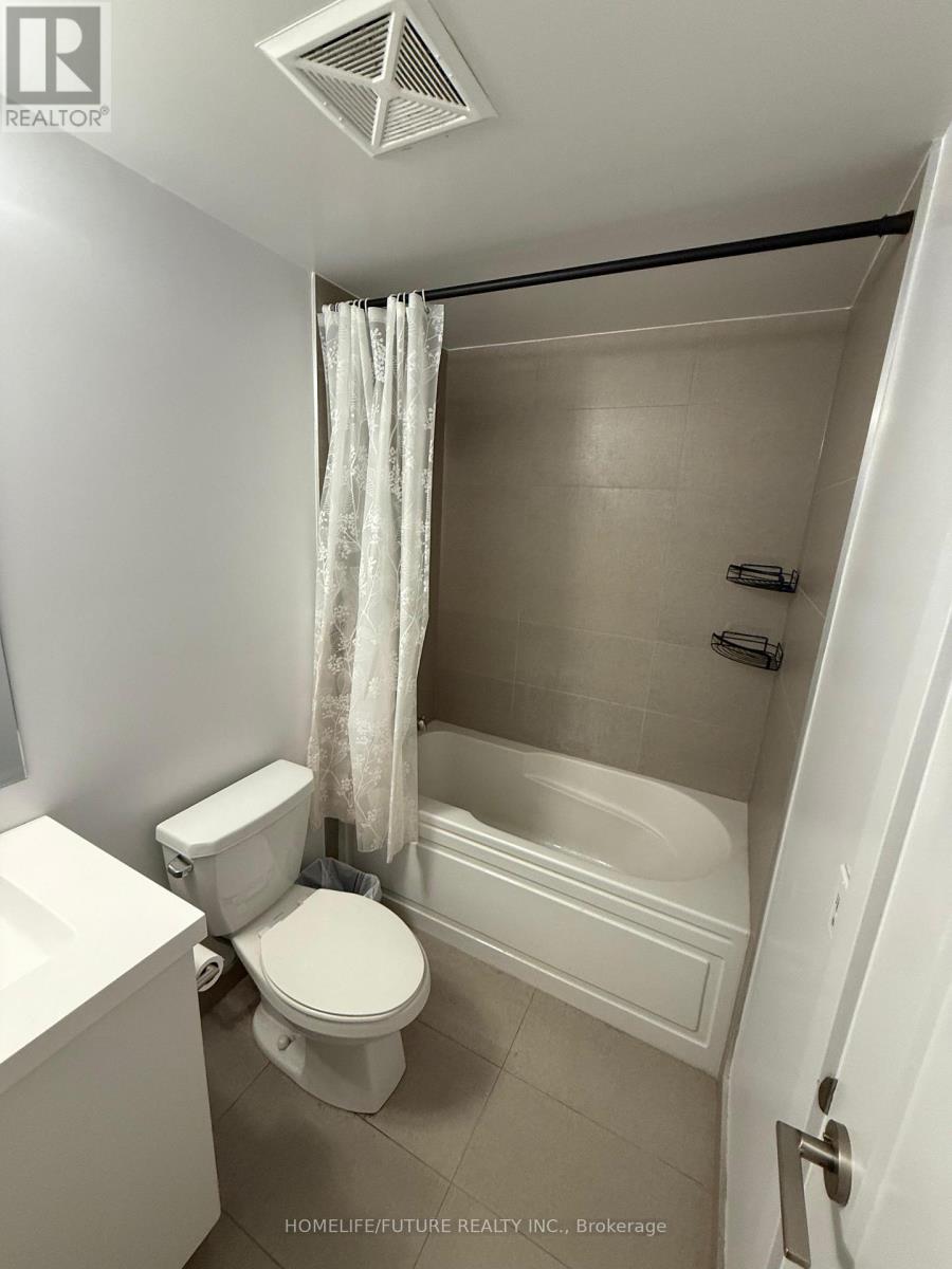 1801 - 2550 Simcoe Street N, Oshawa, Ontario  L1L 0R5 - Photo 11 - E13683590