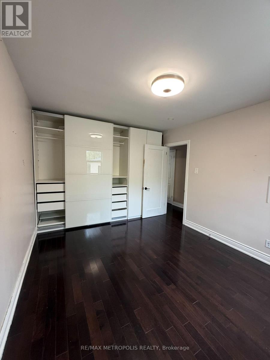 37 Lynvalley Crescent, Toronto, Ontario  M1R 2V1 - Photo 12 - E13683610