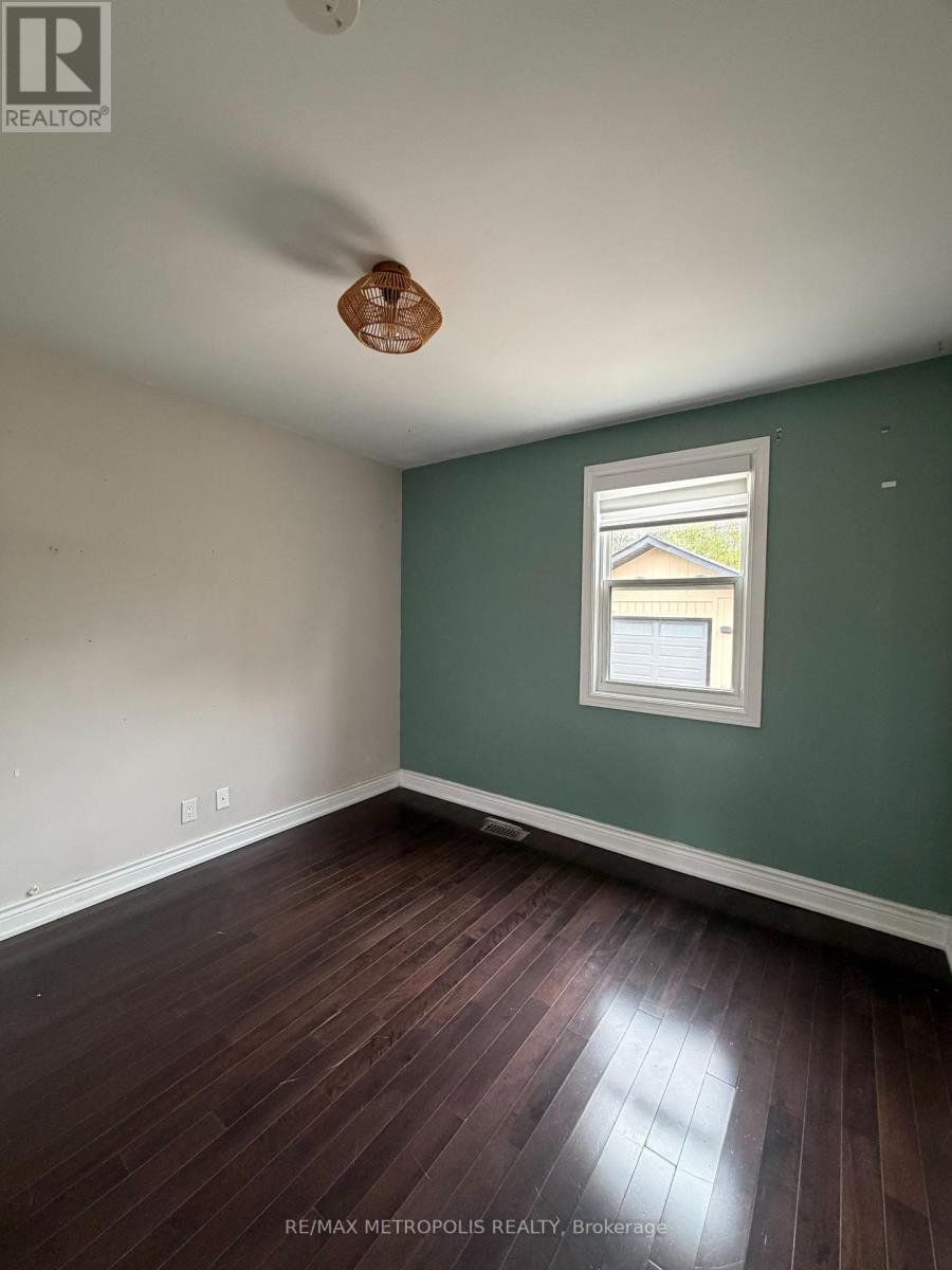 37 Lynvalley Crescent, Toronto, Ontario  M1R 2V1 - Photo 13 - E13683610