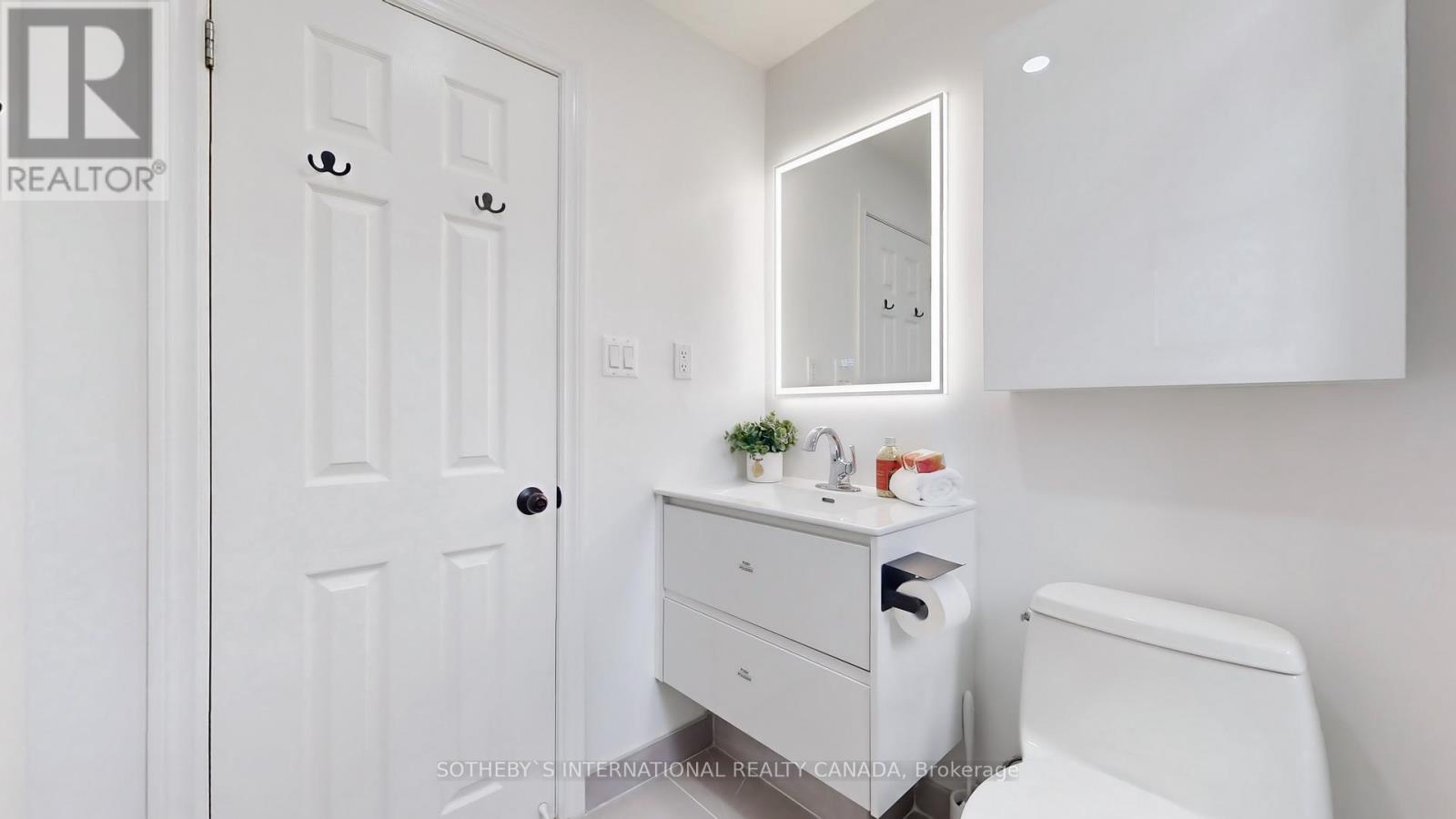 1271 Gerrard Street E, Toronto, Ontario  M4L 1Y5 - Photo 19 - E13683754