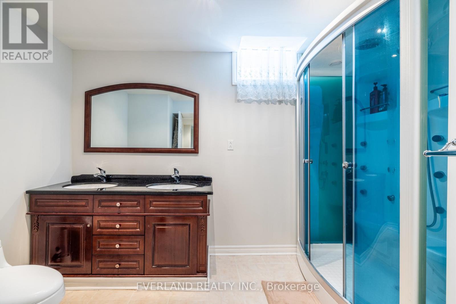 10 Megarry Court, Richmond Hill, Ontario  L4S 2S3 - Photo 33 - N13683576
