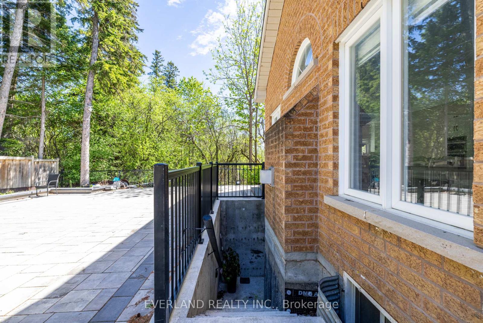 10 Megarry Court, Richmond Hill, Ontario  L4S 2S3 - Photo 35 - N13683576