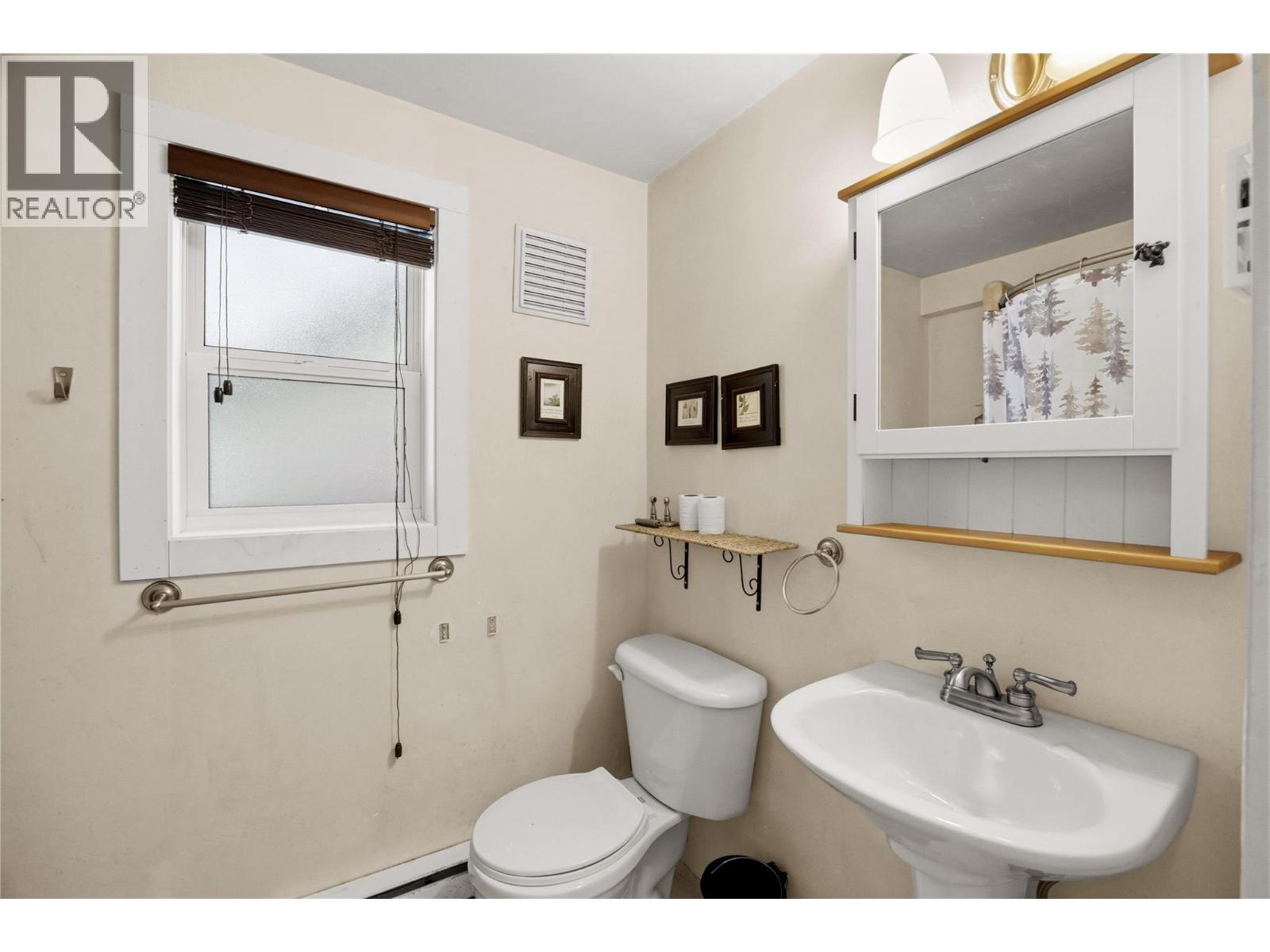 156 Clearview Road Unit# 103a, Apex Mountain, British Columbia  V2A 0E2 - Photo 10 - 10395054
