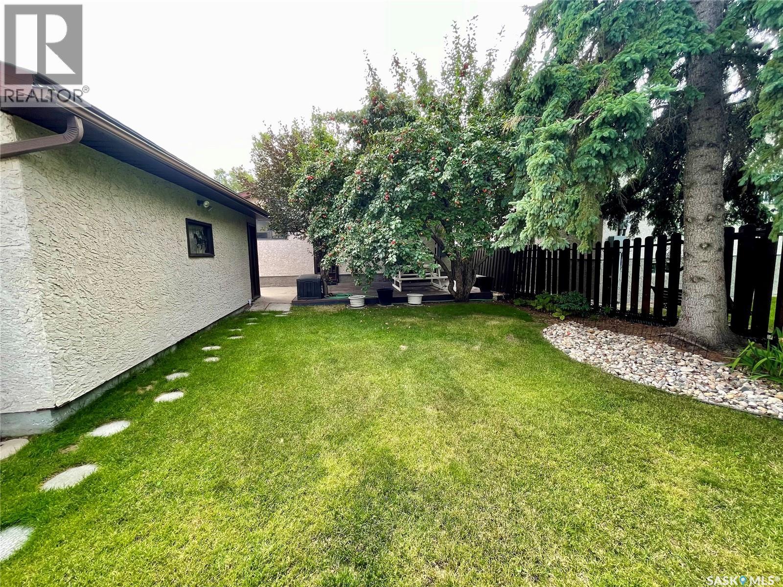 3118 7th Avenue E, Regina, Saskatchewan  S4N 5V4 - Photo 37 - SK045771