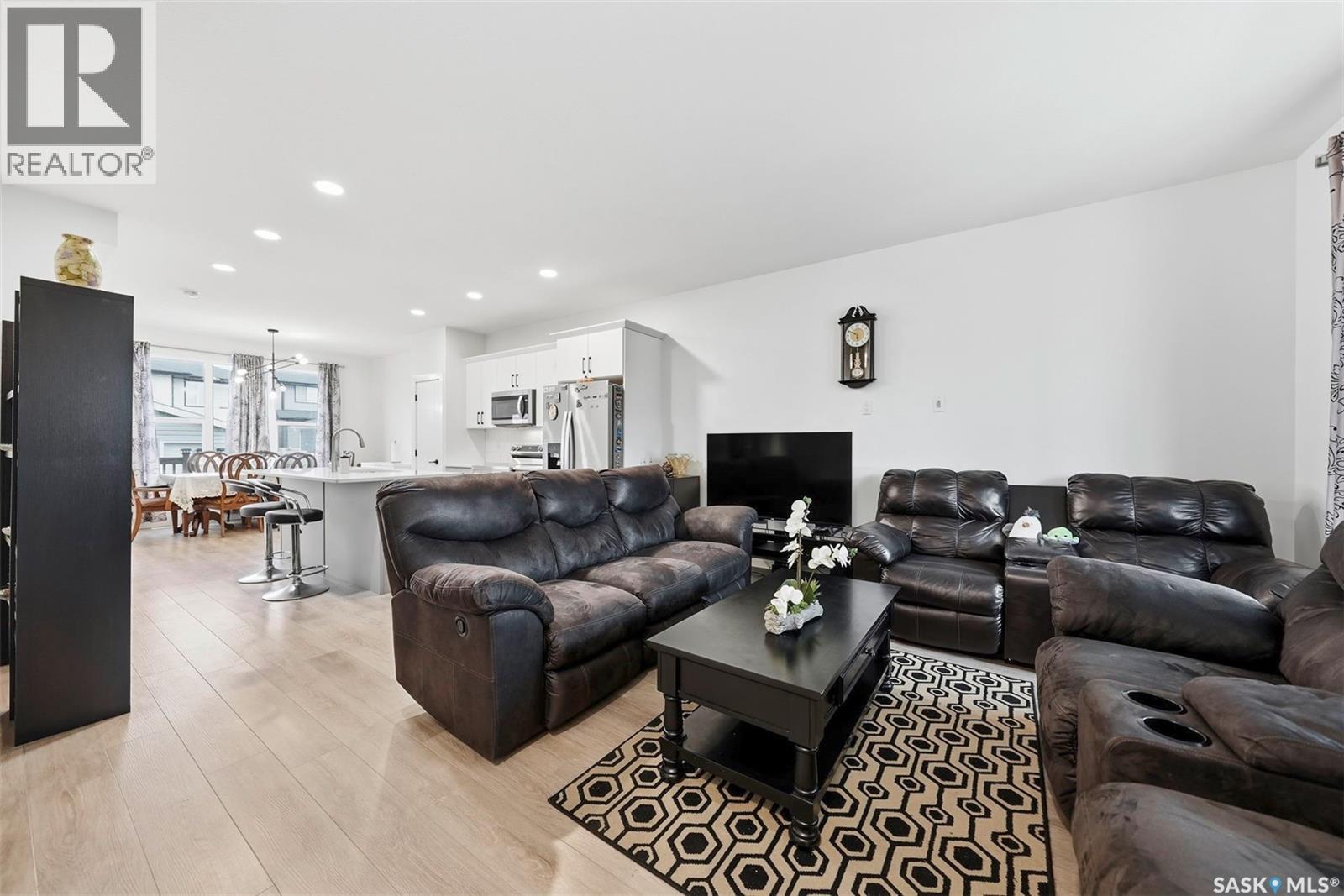 132 Rosewood Boulevard E, Saskatoon, Saskatchewan  S7V 0Y7 - Photo 8 - SK045711