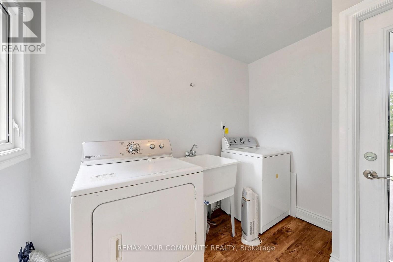 22 Havenridge Drive, Toronto, Ontario  M9P 3M4 - Photo 27 - W13683744