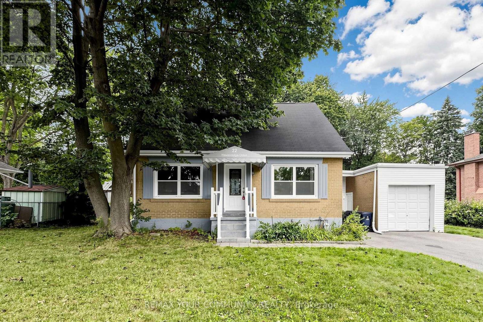 22 Havenridge Drive, Toronto, Ontario  M9P 3M4 - Photo 3 - W13683744
