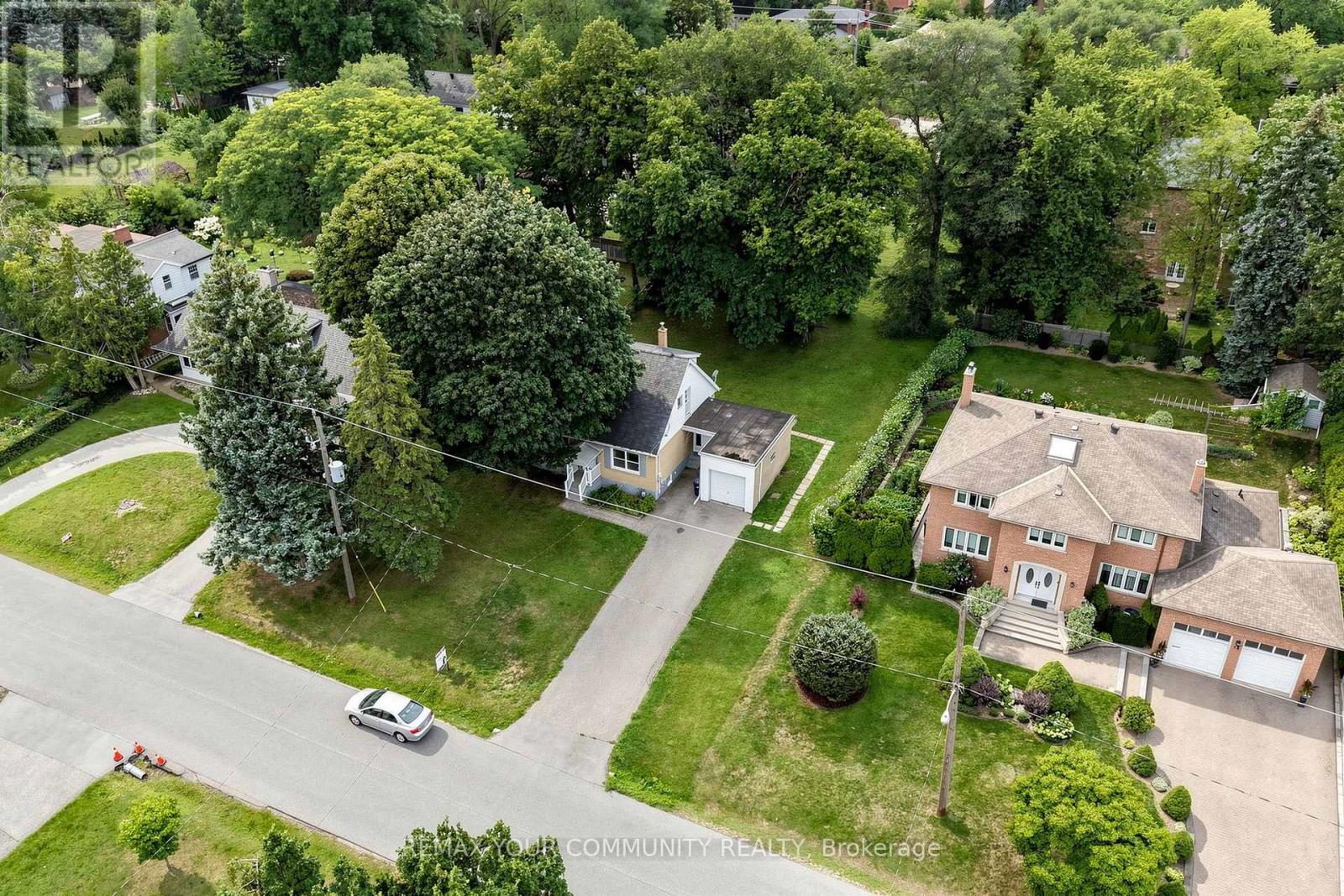 22 Havenridge Drive, Toronto, Ontario  M9P 3M4 - Photo 34 - W13683744