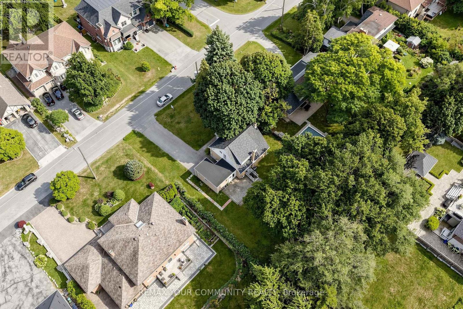 22 Havenridge Drive, Toronto, Ontario  M9P 3M4 - Photo 37 - W13683744
