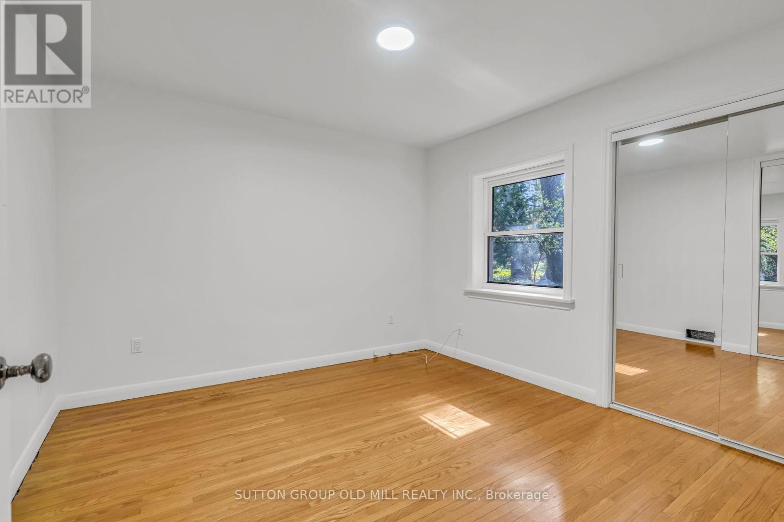 29 Robin Hood Road, Toronto, Ontario  M9A 2W6 - Photo 17 - W13683802