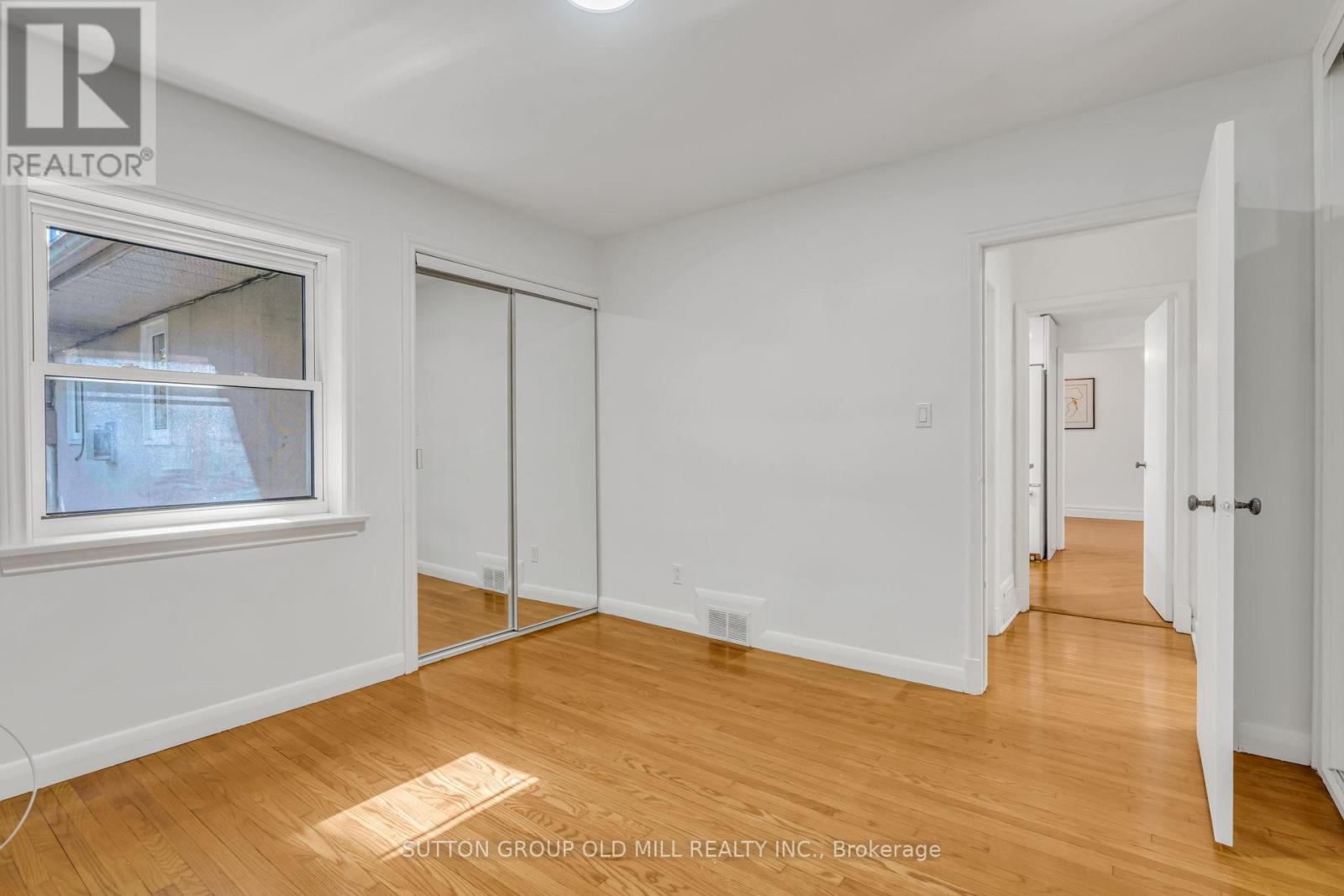 29 Robin Hood Road, Toronto, Ontario  M9A 2W6 - Photo 18 - W13683802