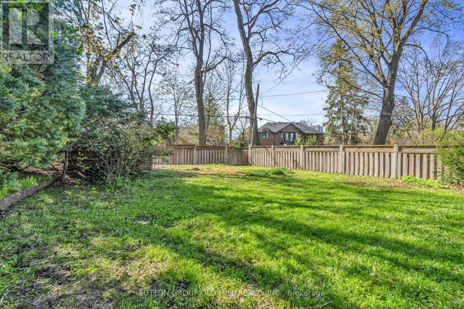29 Robin Hood Road, Toronto, Ontario  M9A 2W6 - Photo 31 - W13683802