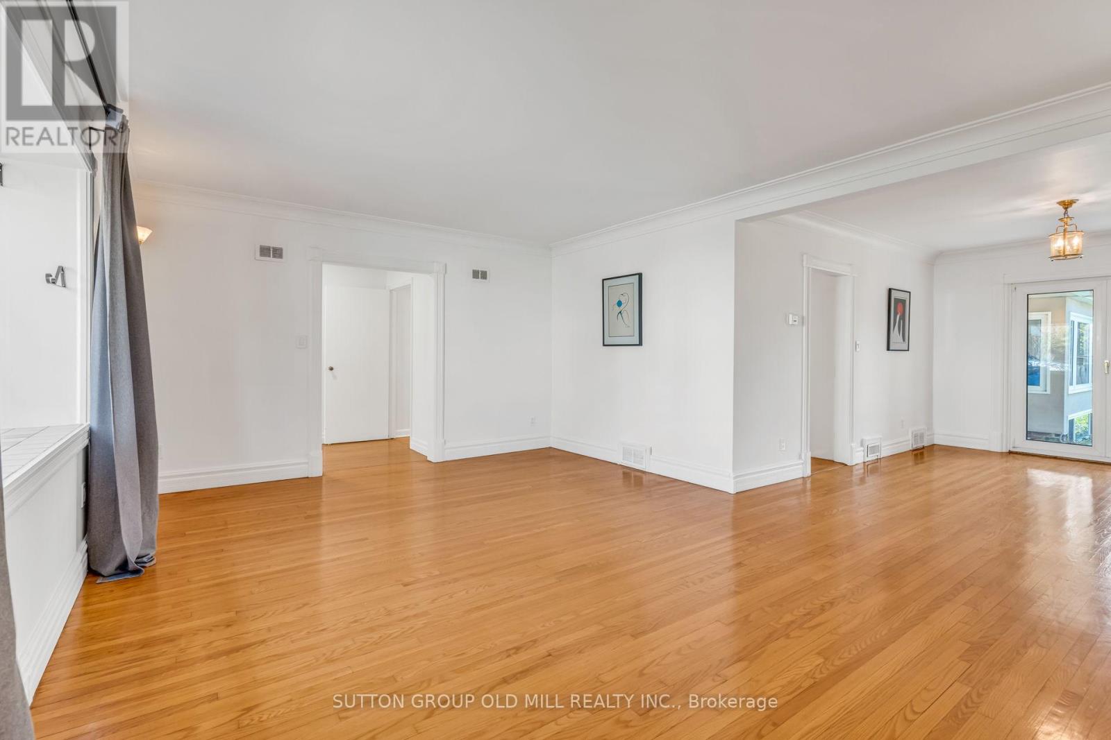 29 Robin Hood Road, Toronto, Ontario  M9A 2W6 - Photo 6 - W13683802