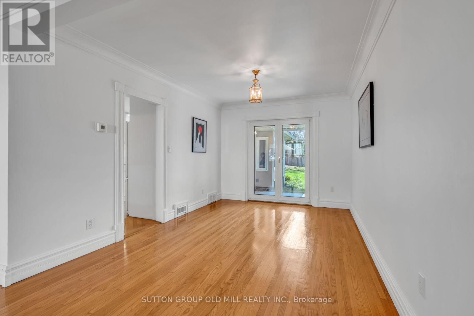 29 Robin Hood Road, Toronto, Ontario  M9A 2W6 - Photo 7 - W13683802
