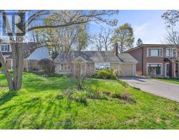 29 ROBIN HOOD ROAD, Toronto, Ontario