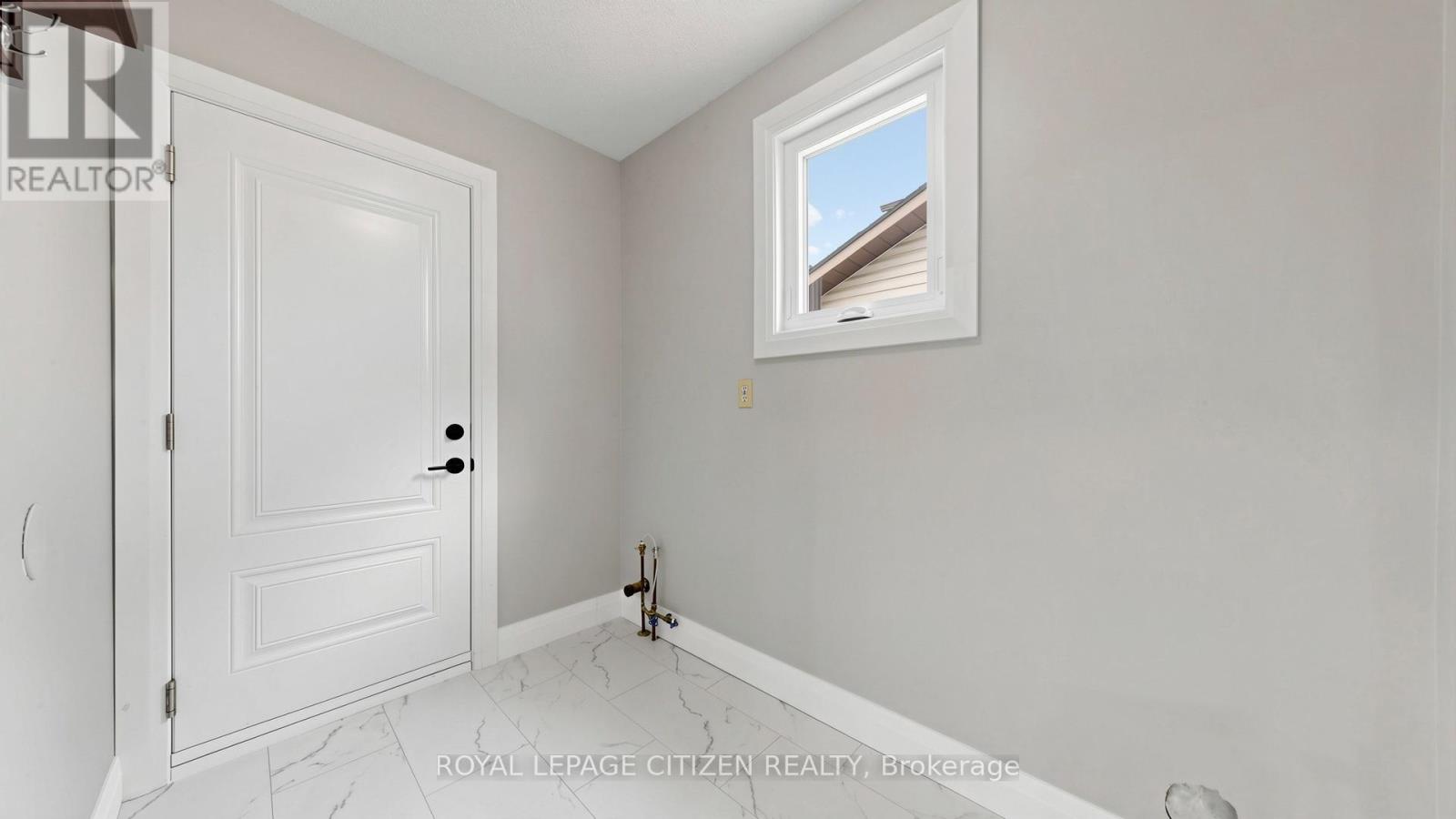 27 Emperor Avenue, Hamilton, Ontario  L9B 2E6 - Photo 20 - X13683600