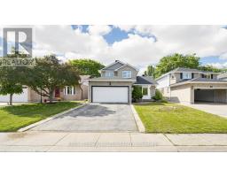 27 EMPEROR AVENUE, Hamilton, Ontario