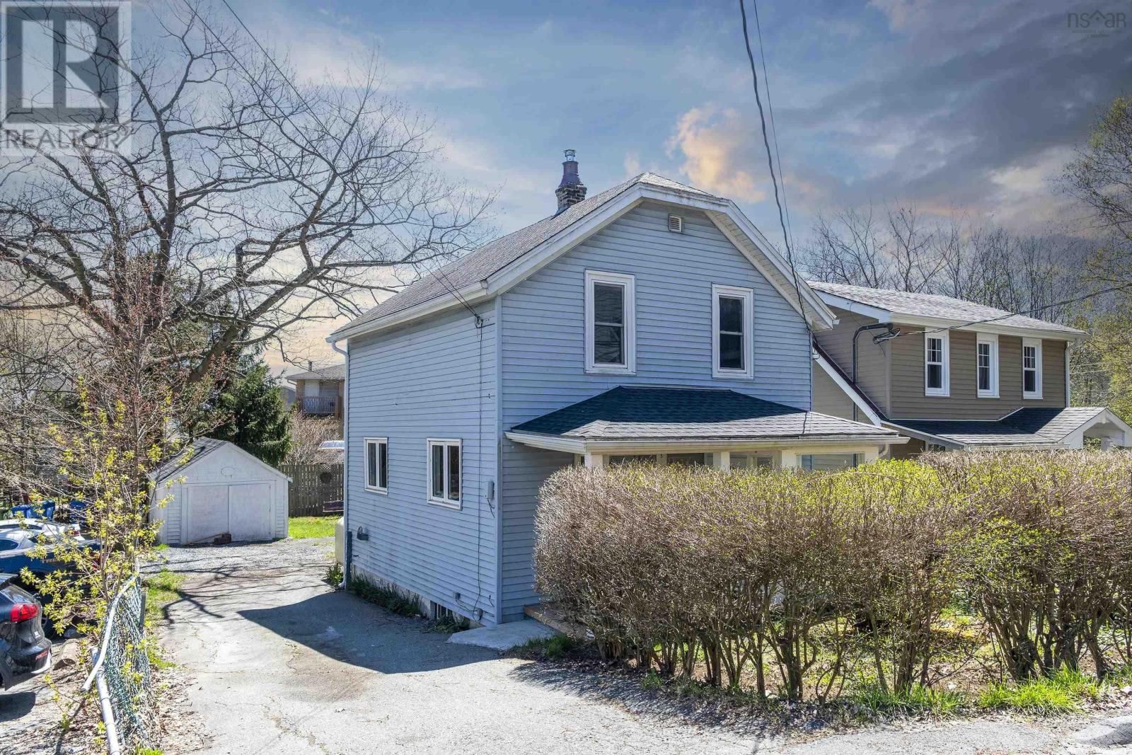 13 Mcfatridge Road, Halifax, Nova Scotia  B3N 2R2 - Photo 1 - 202610982