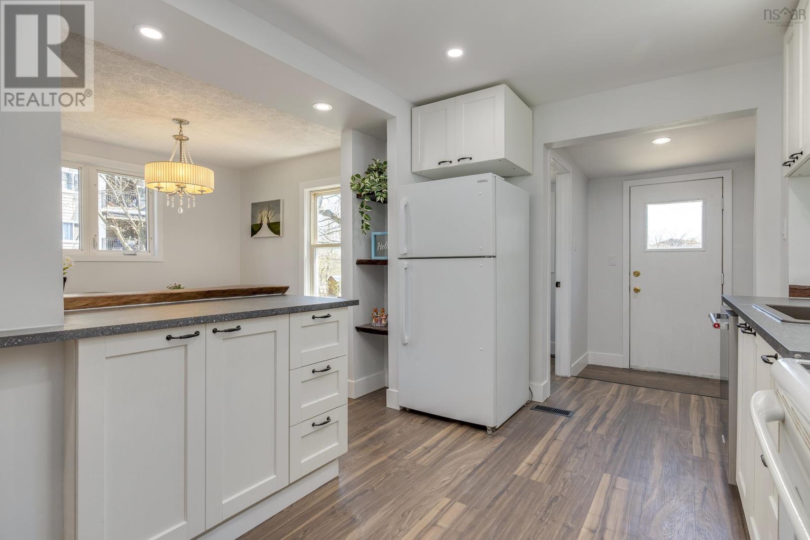 13 Mcfatridge Road, Halifax, Nova Scotia  B3N 2R2 - Photo 19 - 202610982