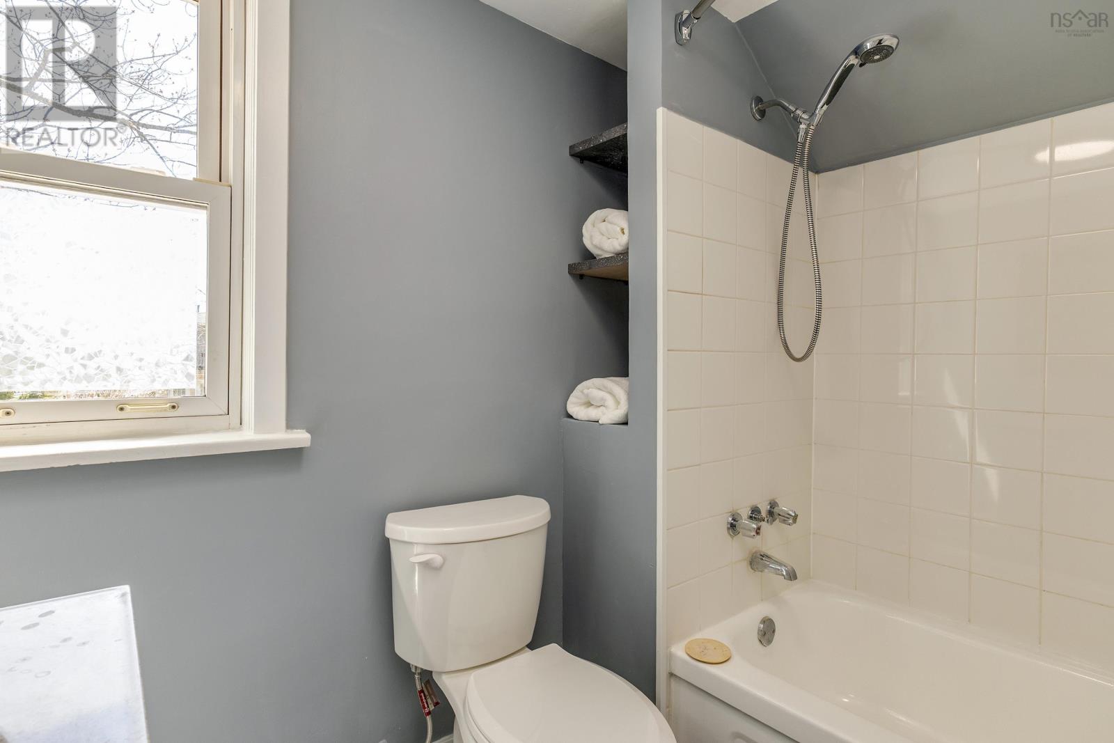 13 Mcfatridge Road, Halifax, Nova Scotia  B3N 2R2 - Photo 28 - 202610982