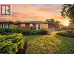 2 FRONTENAC Avenue, Brantford, Ontario