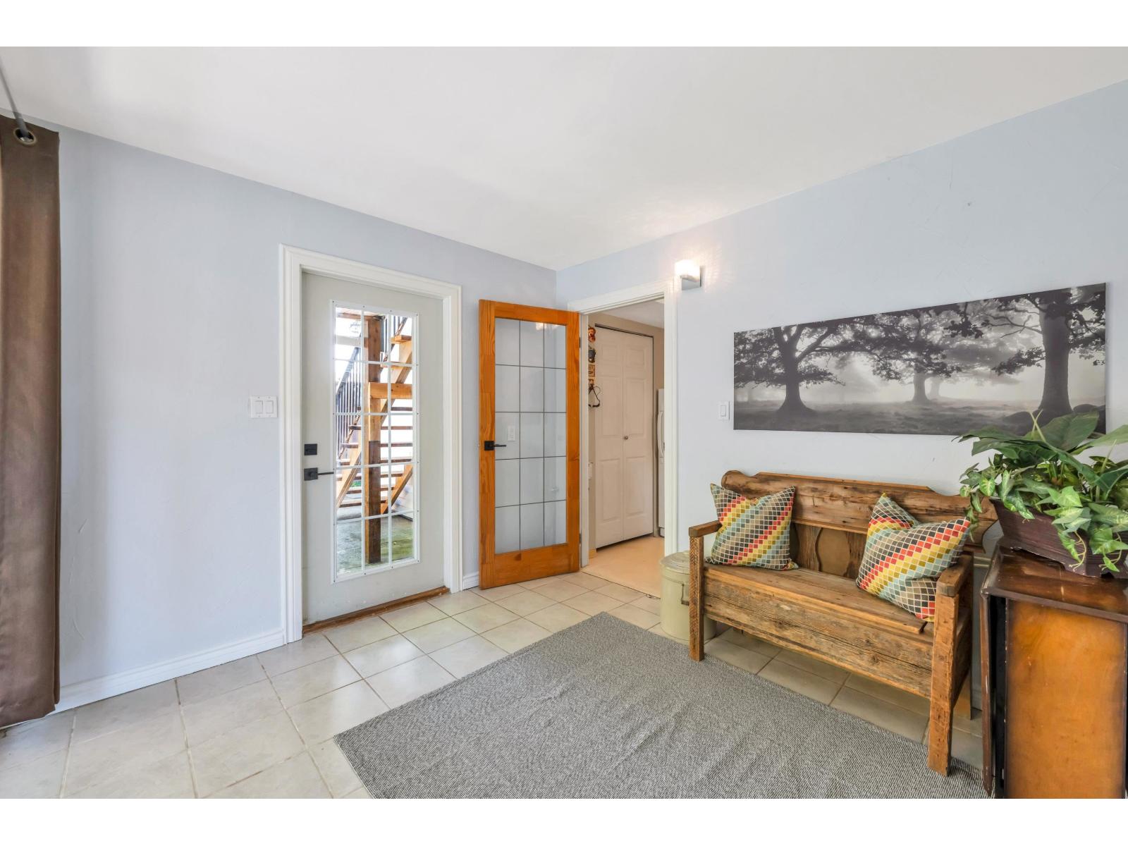 871 Kent Street, White Rock, British Columbia  V4B 4S7 - Photo 33 - R3154256
