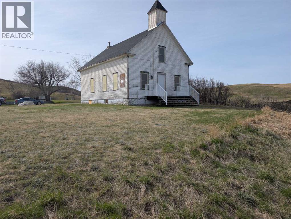 404 Hillside Avenue, Carbon, Alberta  T0M 0L0 - Photo 3 - A2308268