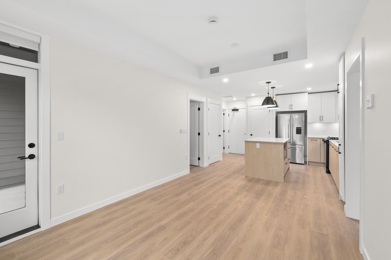 207 27249 Aldergrove Town Centre Drive, Langley, British Columbia  V4W 0E4 - Photo 5 - R3156203