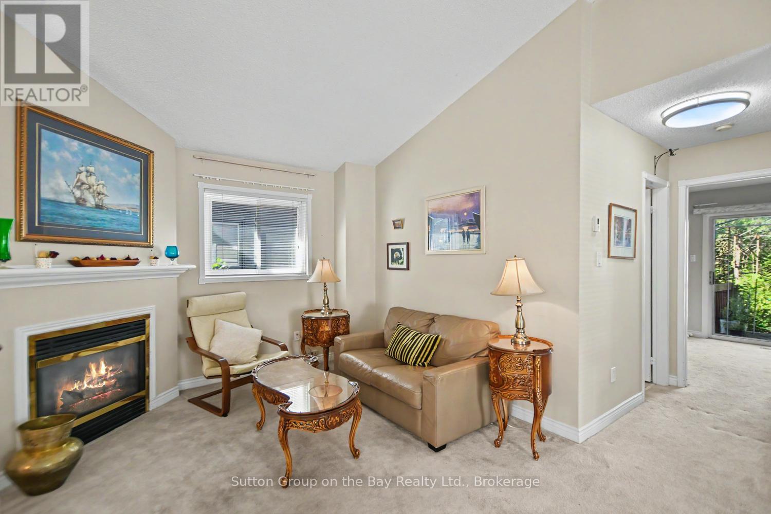 6 Donald Crescent, Wasaga Beach, Ontario  L9Z 1E1 - Photo 8 - S13568504