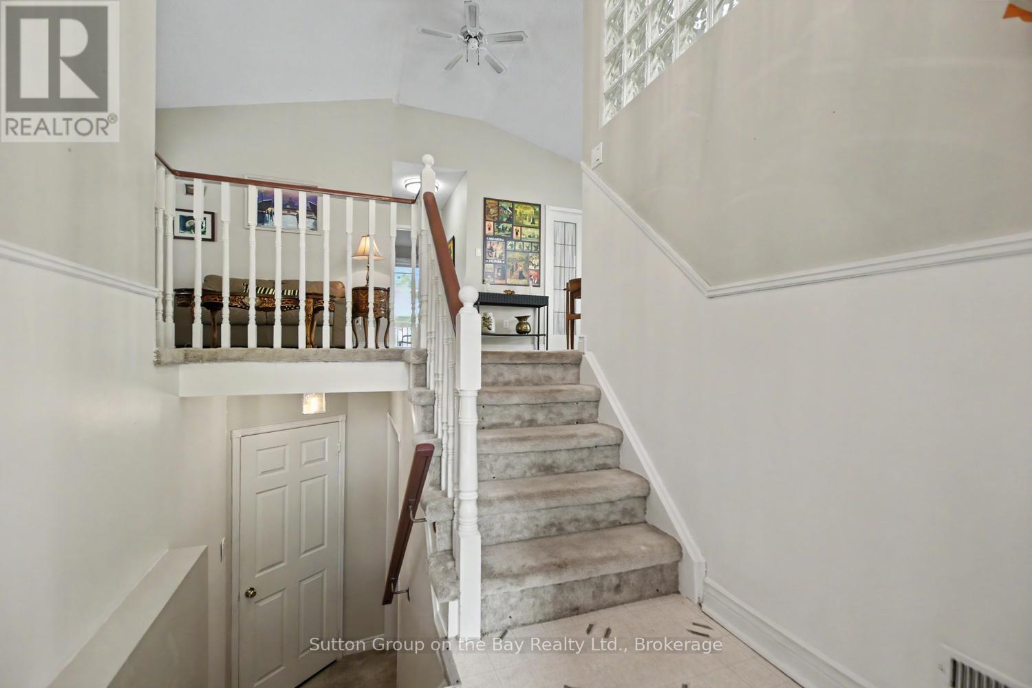 6 Donald Crescent, Wasaga Beach, Ontario  L9Z 1E1 - Photo 9 - S13568504