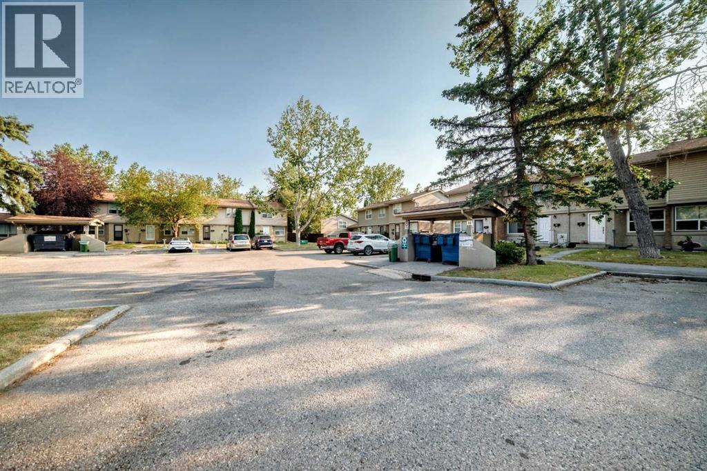 13, 123 Queensland Drive SE, Calgary, Alberta  T2J 3R3 - Photo 25 - A2333194