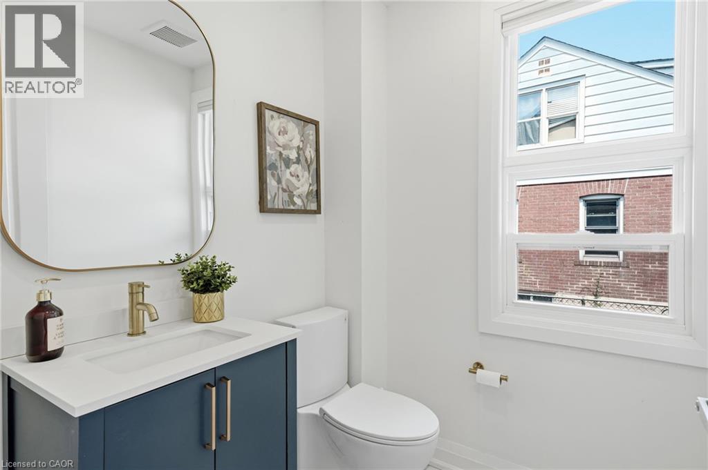 117 West 5th Street, Hamilton, Ontario  L9C 3N7 - Photo 14 - 40856220