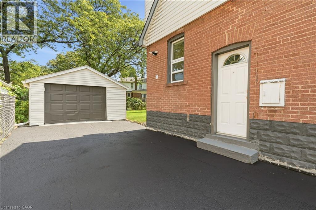 117 West 5th Street, Hamilton, Ontario  L9C 3N7 - Photo 33 - 40856220