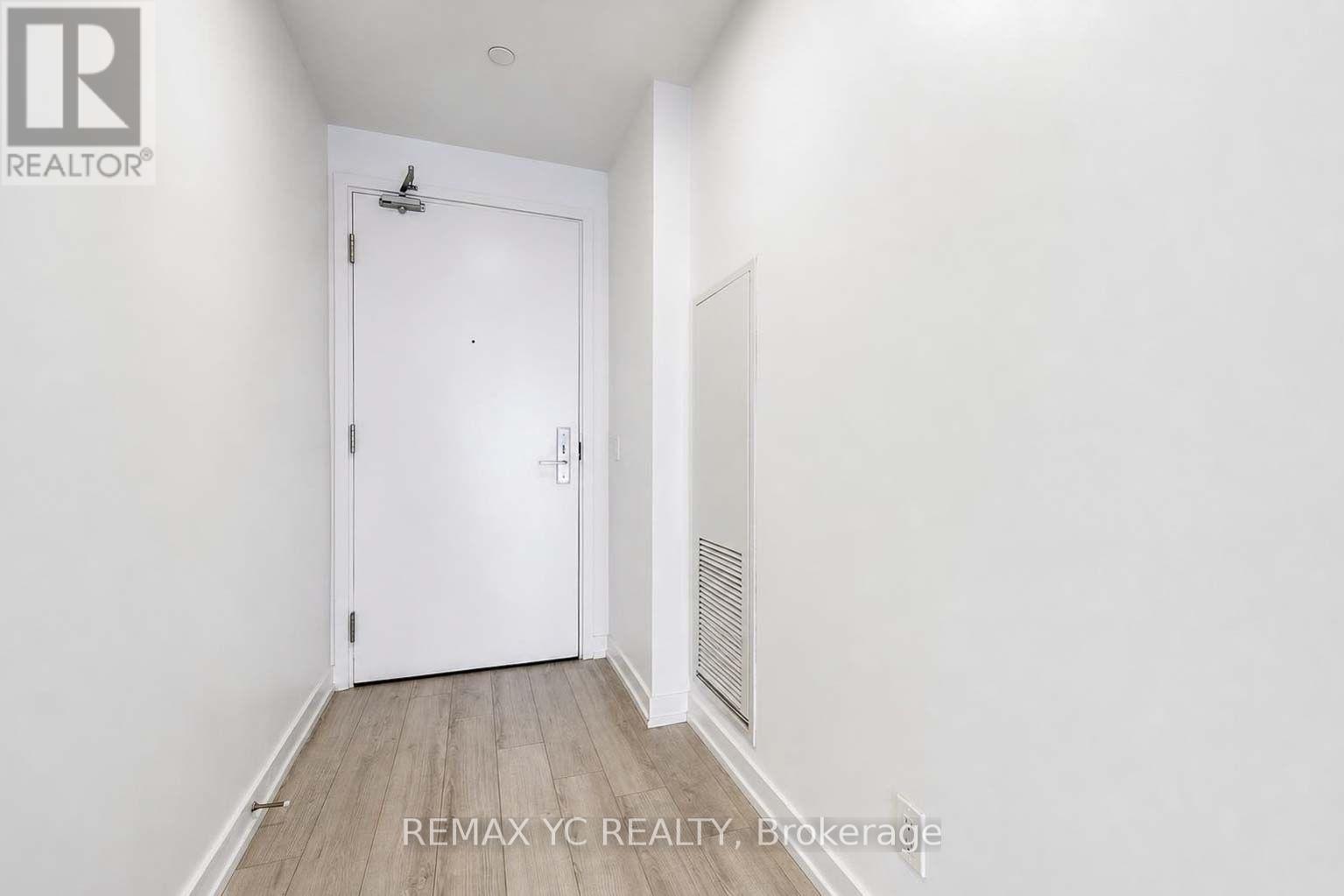 2408 - 33 Helendale Avenue, Toronto, Ontario  M4R 0A4 - Photo 2 - C13682866