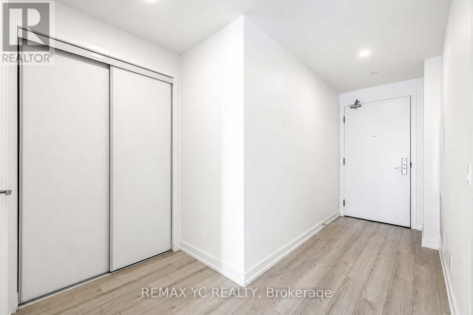 2408 - 33 Helendale Avenue, Toronto, Ontario  M4R 0A4 - Photo 3 - C13682866